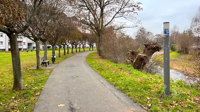 Der Fußweg an der Müglitz
